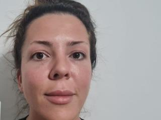 BrattForPlay live cam model at XLoveCam