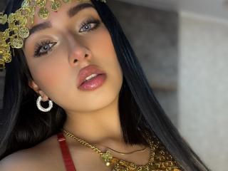 LillyTaylor Anal en Webcam Live - Photo 18/21