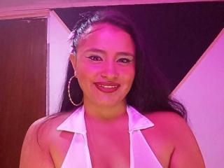 Watch SaraDirty live on cam on XLoveCam