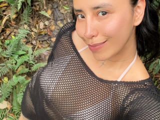 ElizabethMacy Boobs Liveshow - Photo 16/21