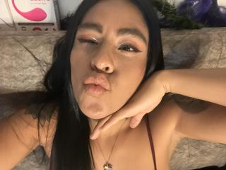StellaBeckker Blowjob XXX Cams - Photo 15/21