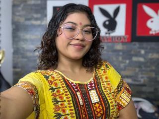 ShailaYojana Blowjob XXX Cams - Photo 11/21