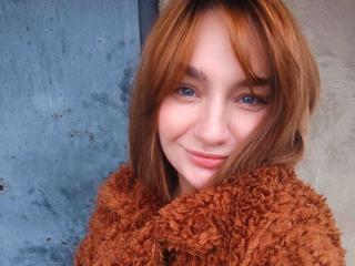 ArinaWinss live cam model at XLoveCam