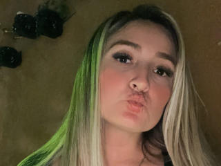 Antonella69X live cam model at XLoveCam