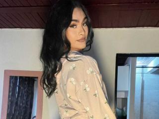 Paulaa live cam model at XLoveCam