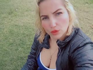 GiuliaAddams Image Gallery