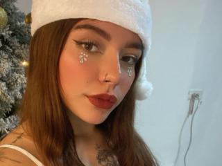 Watch ChloeDavis live on cam on XLoveCam