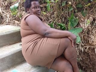 Watch PreciousWoman live on cam on XLoveCam