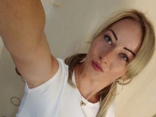Aleina Webcam Porno Live - Photo 7/17