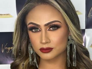 AlaiaFoxy live cam model at XLoveCam