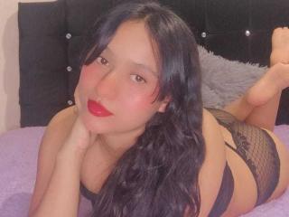 AnnieGarcia Webcam Porno Live - Photo 8/21