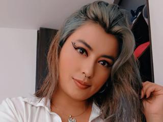 BellaBlue69 live cam model at XLoveCam