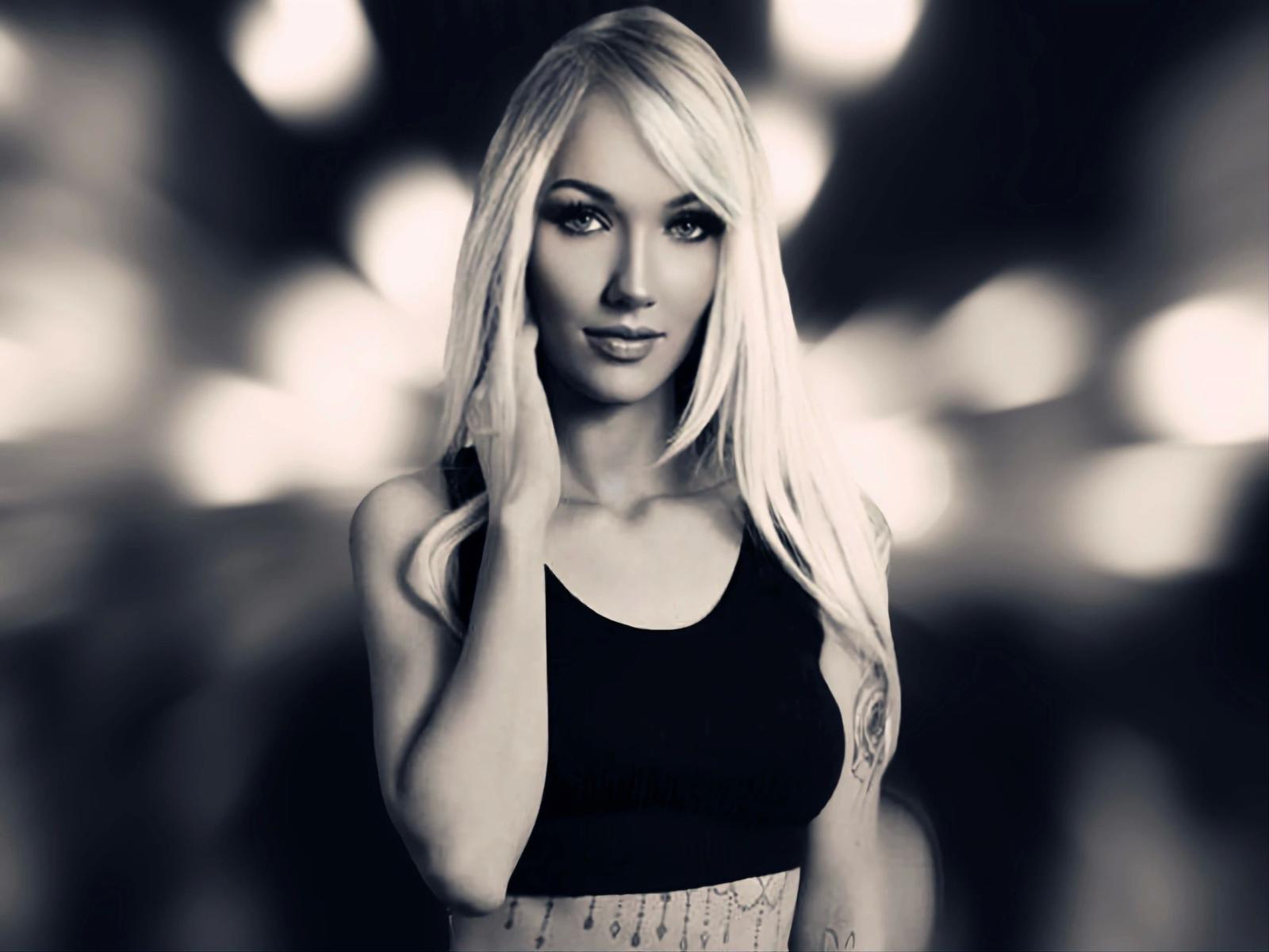 Model photo