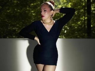 Sahrataylorr Blowjob XXX Cams - Photo 12/21