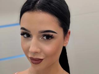 TaliaClassy-hot live cam model at XLoveCam