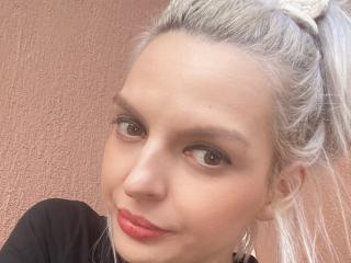 DouceAmelia Amateur Live Webcam - Photo 11/21