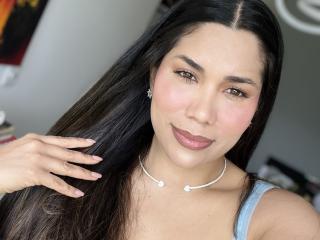 Sheyleeya Blowjob XXX Cams - Photo 7/11