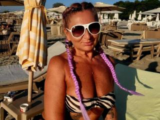 ChaudeEvely Webcam Sexe Direct - Photo 9/21