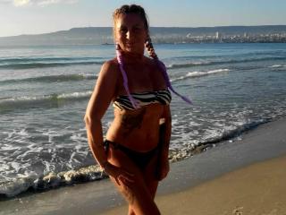 ChaudeEvely Webcam Sexe Direct - Photo 7/21