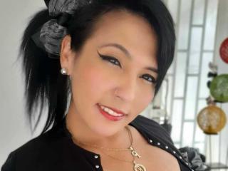 Watch DaniaHot69 live on cam on XLoveCam
