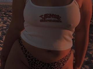 ErikkaSexygirl live cam model at XLoveCam