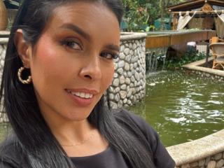 SalmaSoto Blowjob XXX Cams - Photo 7/21