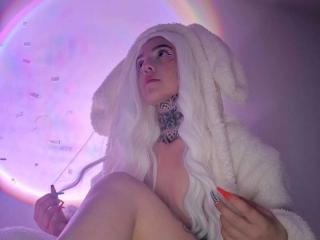 Ianniegz live cam model at XLoveCam