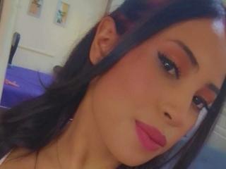 SusiLopez Blowjob XXX Cams - Photo 20/21