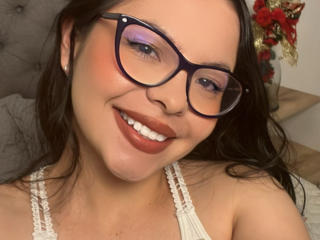 SapphiraLux Blowjob XXX Cams - Photo 18/21
