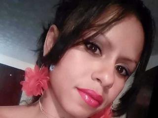 CatherineWolfy live cam model at XLoveCam