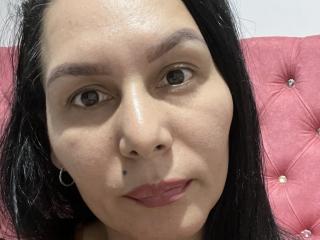 AlondraaHot Image Gallery