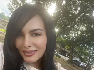 AlondraaHot Image Gallery