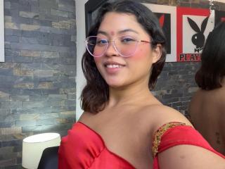 ShailaYojana Blowjob XXX Cams - Photo 10/21
