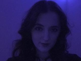 LunaBerryy live cam model at XLoveCam