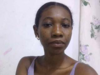 Viave live cam model at XLoveCam