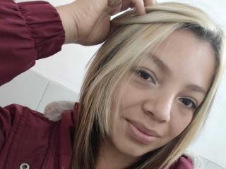 ScarlettAmelia Blowjob XXX Cams - Photo 15/17