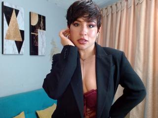 SaraKleine Blowjob XXX Cams - Photo 8/21