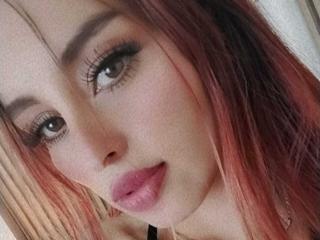 AshleyHottie69 Webcam Porno Live - Photo 10/21