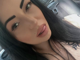 SmileAndrea Blowjob XXX Cams - Photo 4/4