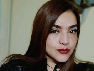 SkylarDesire live cam model at XLoveCam