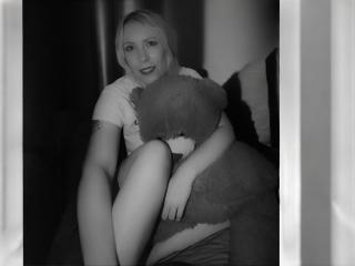 ArchAngelTheFrancaise Webcam Porno Live - Photo 8/21