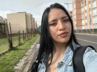 Xianalu live cam model at XLoveCam