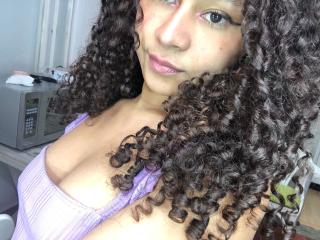 SofiaPassione Blowjob XXX Cams - Photo 19/21