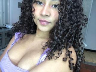 SofiaPassione Blowjob XXX Cams - Photo 15/21