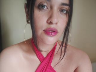 AgathaK Webcam Porno Live - Photo 19/21