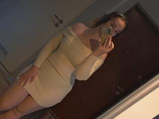 AliceNewX Webcam Porno Live - Photo 4/6