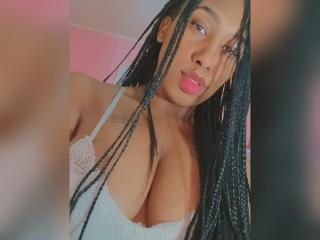 EllenFantasy live cam model at XLoveCam