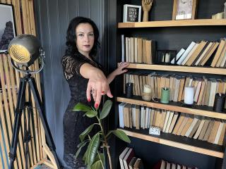 ElizabethSo Seins Liveshow - Photo 8/21
