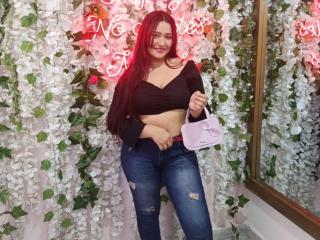 Watch MaddieMoon live on cam on XLoveCam