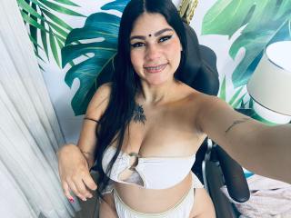KeraniMarala Seins Show XXX en Direct - Photo 18/21